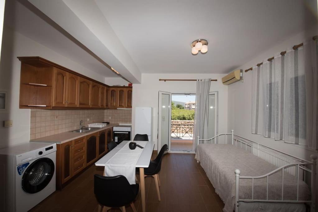 Anna Maria Apartment Lefkáda エクステリア 写真