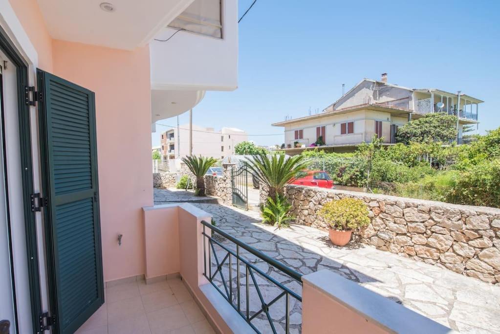 Anna Maria Apartment Lefkáda エクステリア 写真